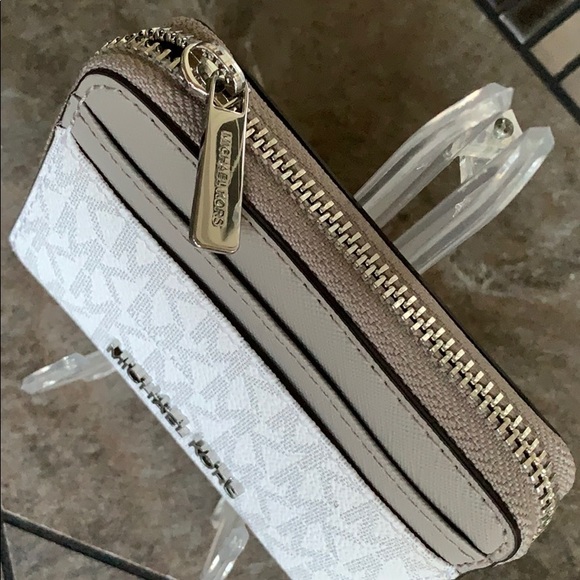 MICHAEL KORS JET SET TRAVEL MD ZA CARD CASE - Picture 11 of 16